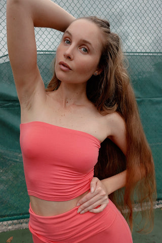 Essential Women's Cropped Tube Top